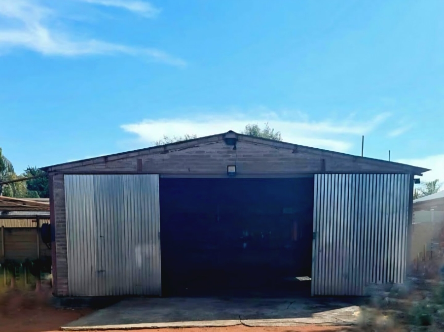 5 Bedroom Property for Sale in Blydeville Northern Cape